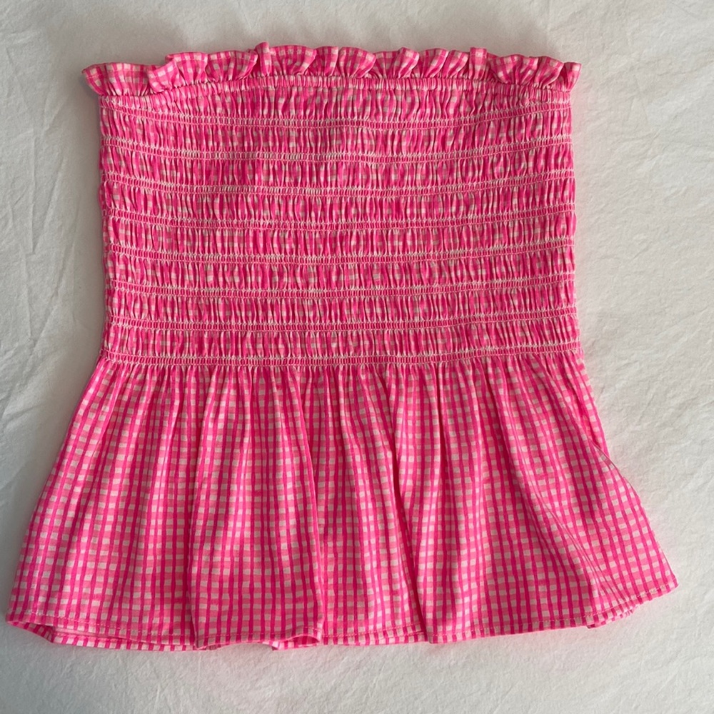 Jadis Top in Pink Isle Along the Same Line